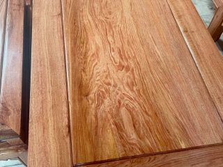 bàn gỗ hương đá mẫu Âu Á