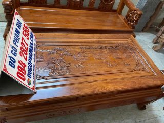 bàn gỗ hương đá đục thuận buồm xuôi gió