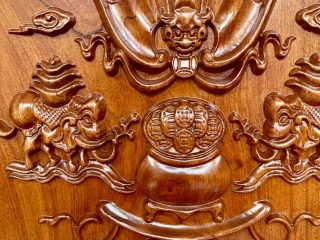 vách ghế đục voi cõng đĩnh bạc