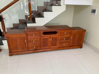 kệ tivi mõ lồi gỗ gõ đỏ cao cấp