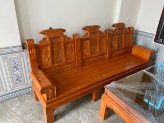 đoản dài Âu Á gỗ sồi Nga