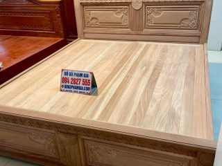 thiết kế giường dát phản tấm