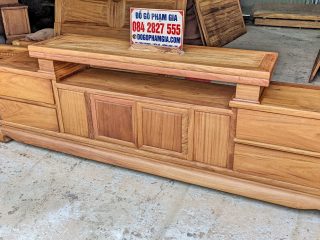 mẫu kệ tivi gỗ gõ đỏ hàng mộng