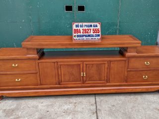 kệ tivi gỗ gõ đỏ tiện dụng