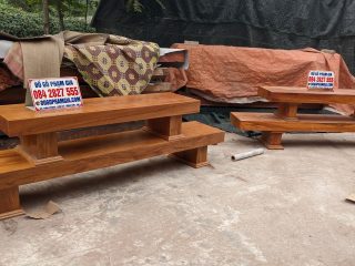 mẫu kệ tivi gỗ gõ đỏ hiện đại