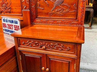 tab đầu giường tiện dụng