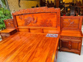 mẫu giưởng ngủ gỗ gõ đỏ cao cấp