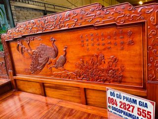 vách giường gỗ gõ đỏ đục tranh phu thê viên mãn