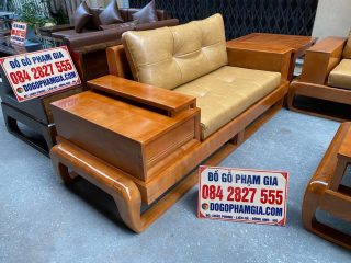 ghế đôi chân đùi gà