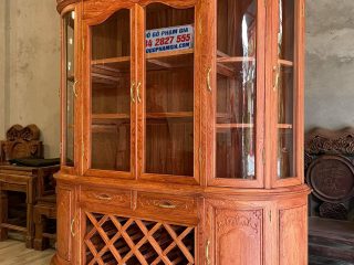 mẫu tủ rượu cong cánh kính