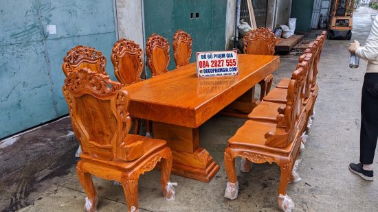 bàn ghế ăn gỗ hương đá nguyên khối phong cách hoàng gia