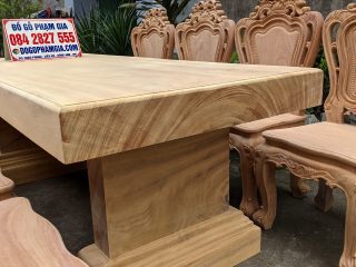 mẫu bàn ăn nguyên khối