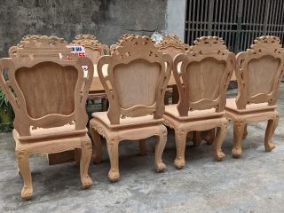 mặt sau của ghế