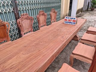 bàn ăn gỗ hương đá nguyên khối