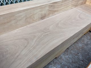 sofa gỗ gõ đỏ lựa vân hàng cao cấp