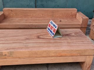 mặt bàn trà nguyên khối