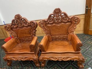 Bộ Bàn Ghế Hoàng Gia Tân Cổ Điển V4 Gỗ Hương Đá (Anh Trung, Hải Dương) của Đồ Gỗ Phạm Gia
