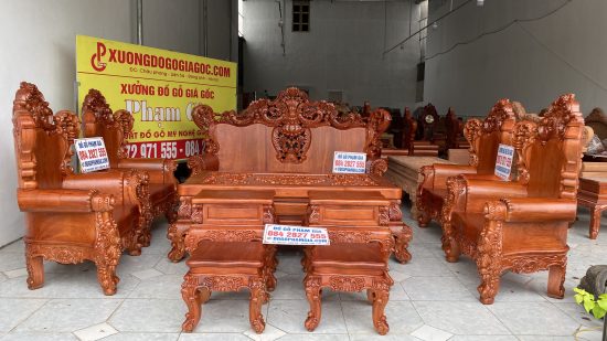 bàn ghế hoàng gia v10 gỗ hương nguyên khối