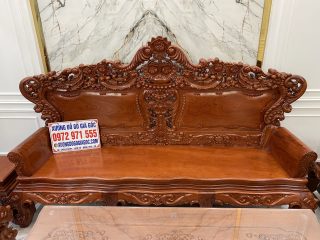 đoản ngồi đục họa tiết hoa hồng lá tây