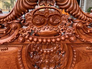 đỉnh chương đục họa tiết hoa lá tây