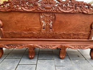 đoản ngồi thiết kế 8 chân