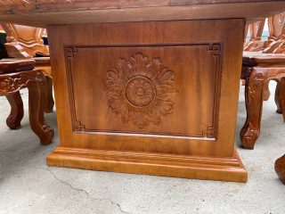 bàn ăn gỗ gõ đỏ nguyên khối cao cấp