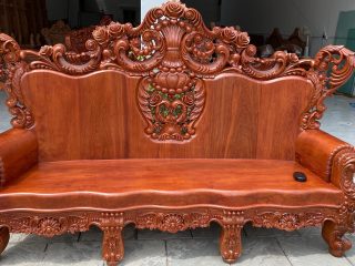 đoản dài đục hoa lá tây