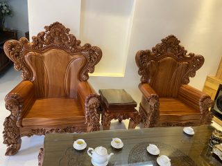 ghế đơn và đôn kẹp