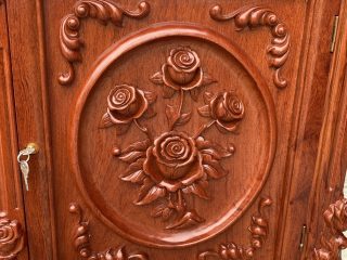 Thiết kế tủ rộng có khóa