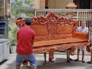 đoản dài louis hoàng gia kích thước lớn