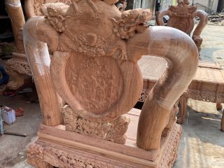 mặt sau của ghế đơn