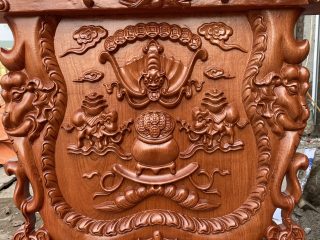 trung tâm vách tựa đục voi cõng đĩnh bạc