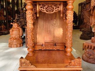 bàn thờ thần tài chạm khắc tinh xảo