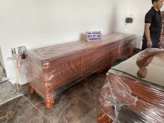 kệ tivi gỗ hương đá mẫu louis hoàng gia