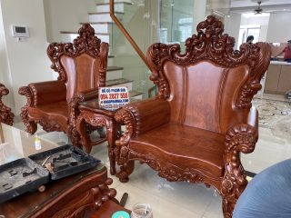 ghế đơn và đôn kẹp louis hoàng gia