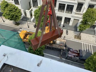 vận chuyển kệ tivi