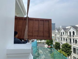 vận chuyển giường ngủ lên nhà khách