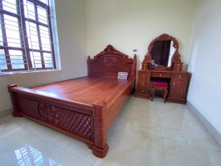 combo giường ngủ và bàn trang điểm louis hoàng gia