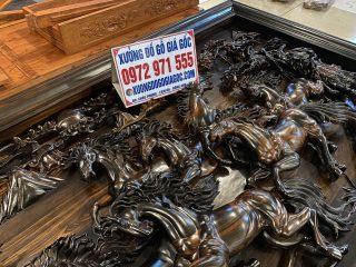 tranh mã đão gỗ mun hoa Lào