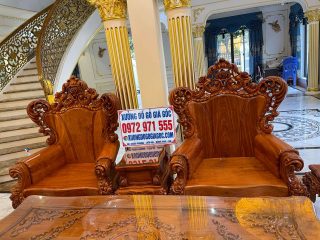 ghế đơn hoàng gia và đôn kẹp