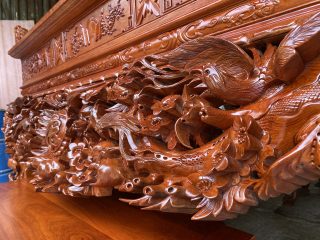 yếm đục cuốn thứ chuỗi kim tiền