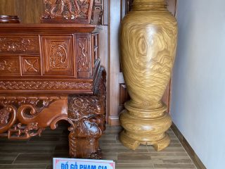 lục bình gỗ cẩm vàng nổi vân