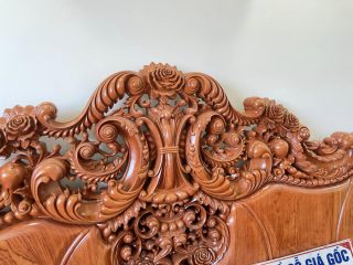 đỉnh chương đục vòm hoa lá tây