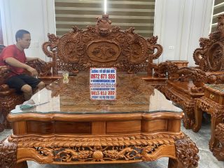 bàn trà và đoản dài rồng đỉnh