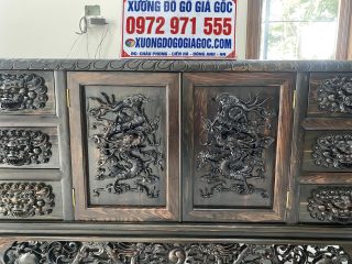 cánh tủ đục hình tượng rồng bay sống động