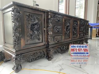 các chi tiết đục trên kệ vô cùng kênh bong sắc nét