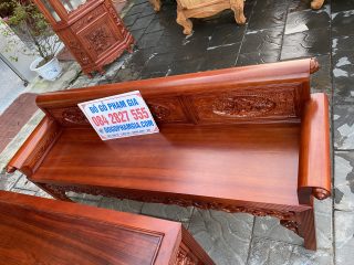 mặt ghế gỗ gõ đỏ nổi vân