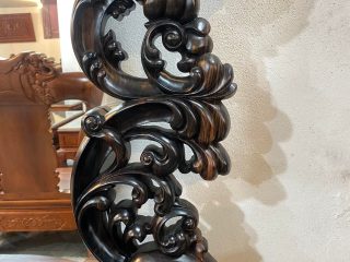 khung gương đục hoa lá tây