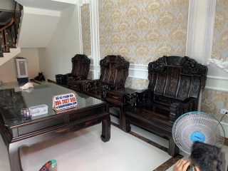 ghế đơn như y voi tay đặc bề thế