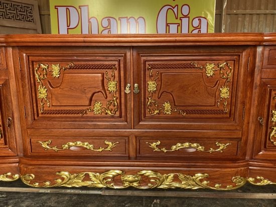 Kệ tivi louis hoàng gia gỗ hương